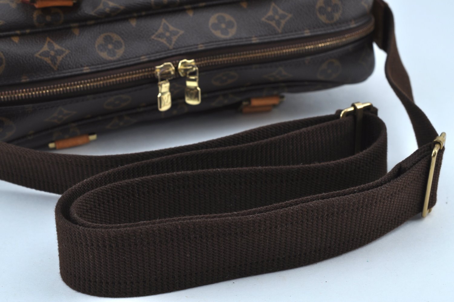 Authentic Louis Vuitton Monogram Sac Bosphore 2Way Hand Bag M40043 LV K9195