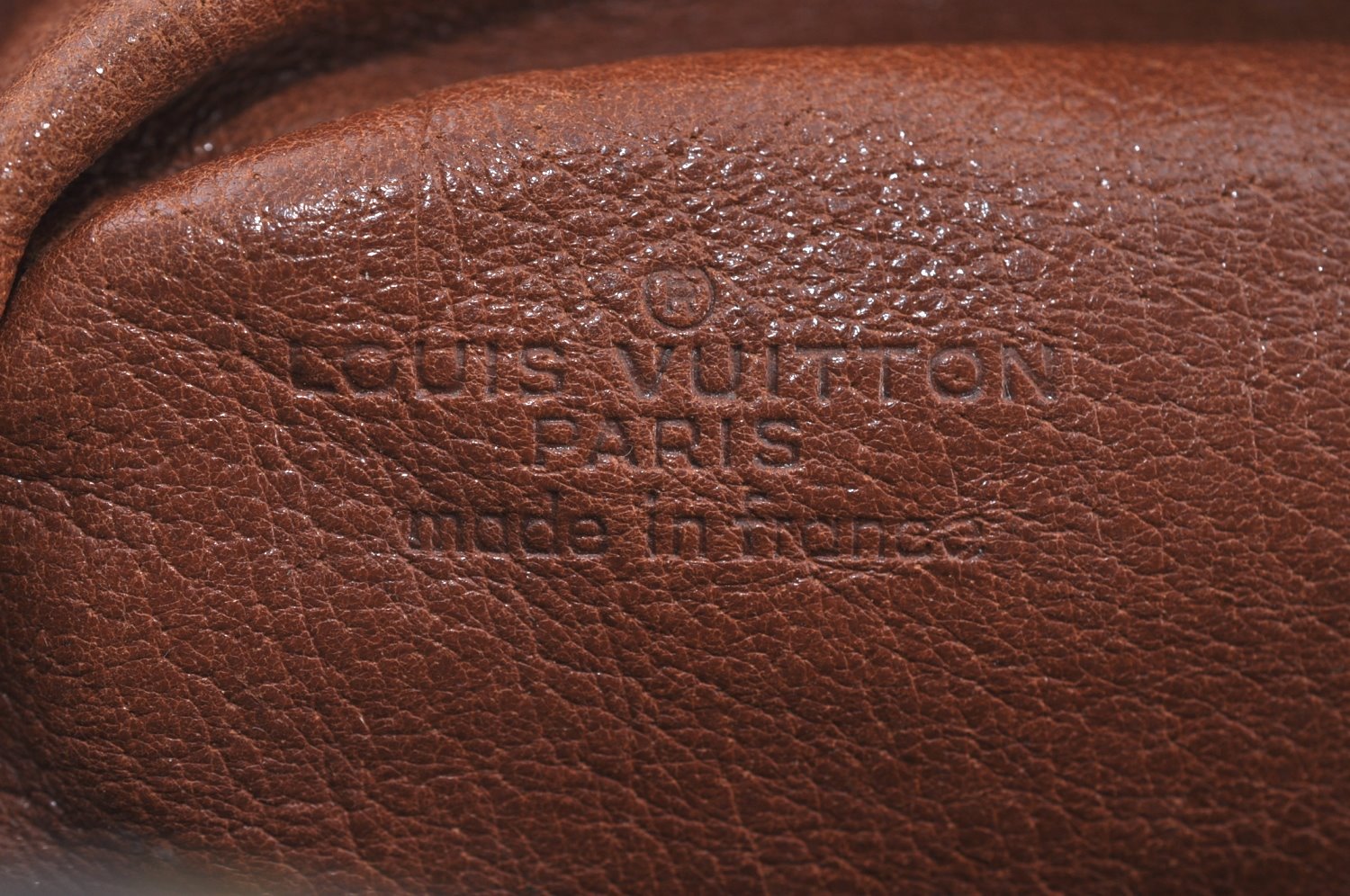 Authentic Louis Vuitton Monogram Nile Shoulder Cross Body Bag Old Model LV K9209