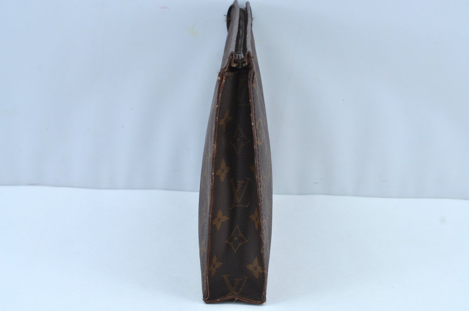 Auth Louis Vuitton Monogram Poche Toilette 26 Cosmetics Pouch Old Model LV K9212