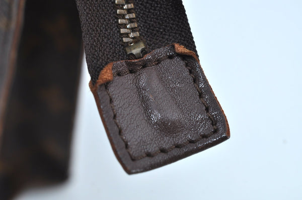 Auth Louis Vuitton Monogram Poche Toilette 26 Cosmetics Pouch Old Model LV K9212