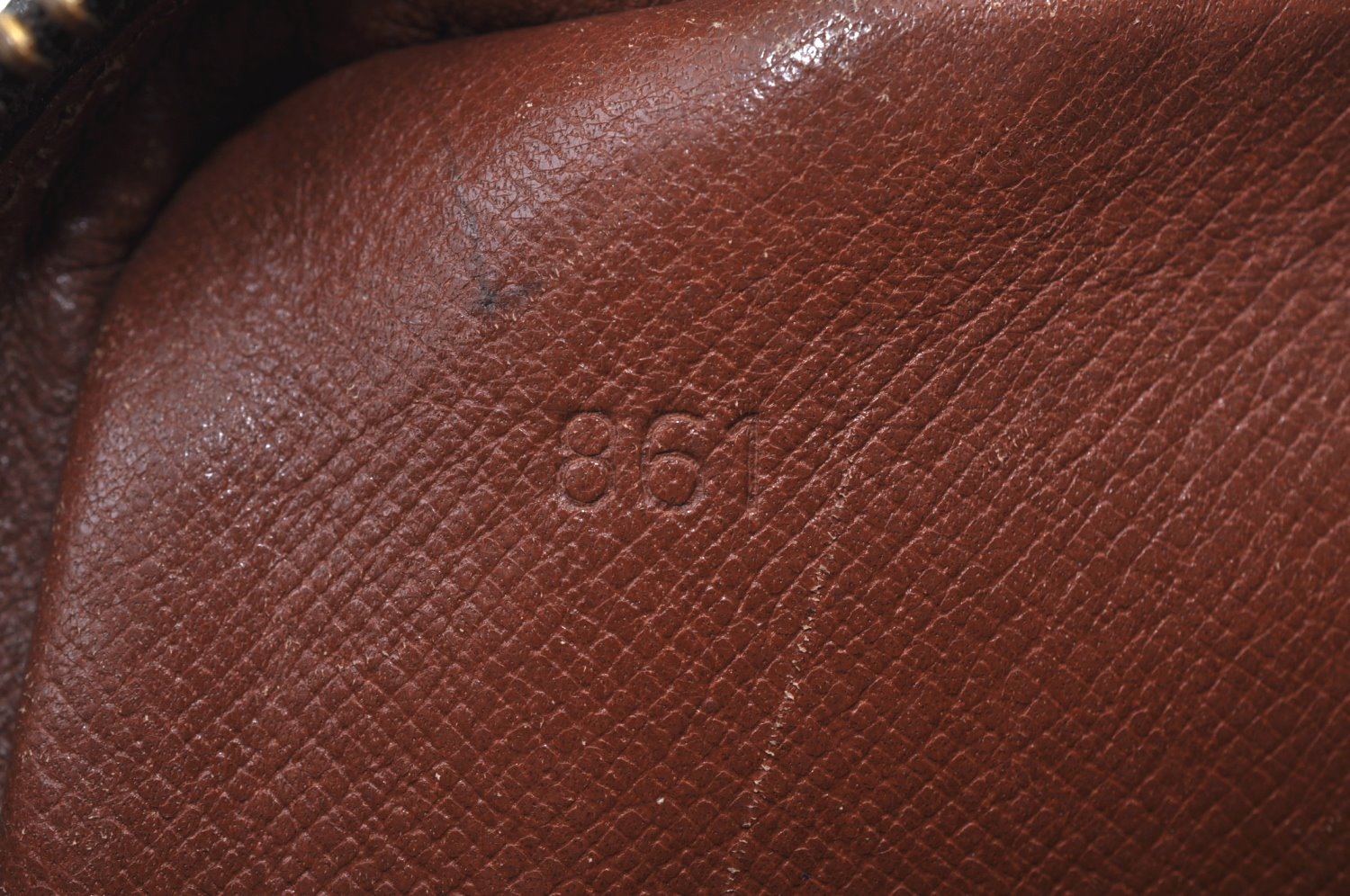 Auth Louis Vuitton Monogram Marly Dragonne PM Clutch Hand Bag Old Model LV K9222