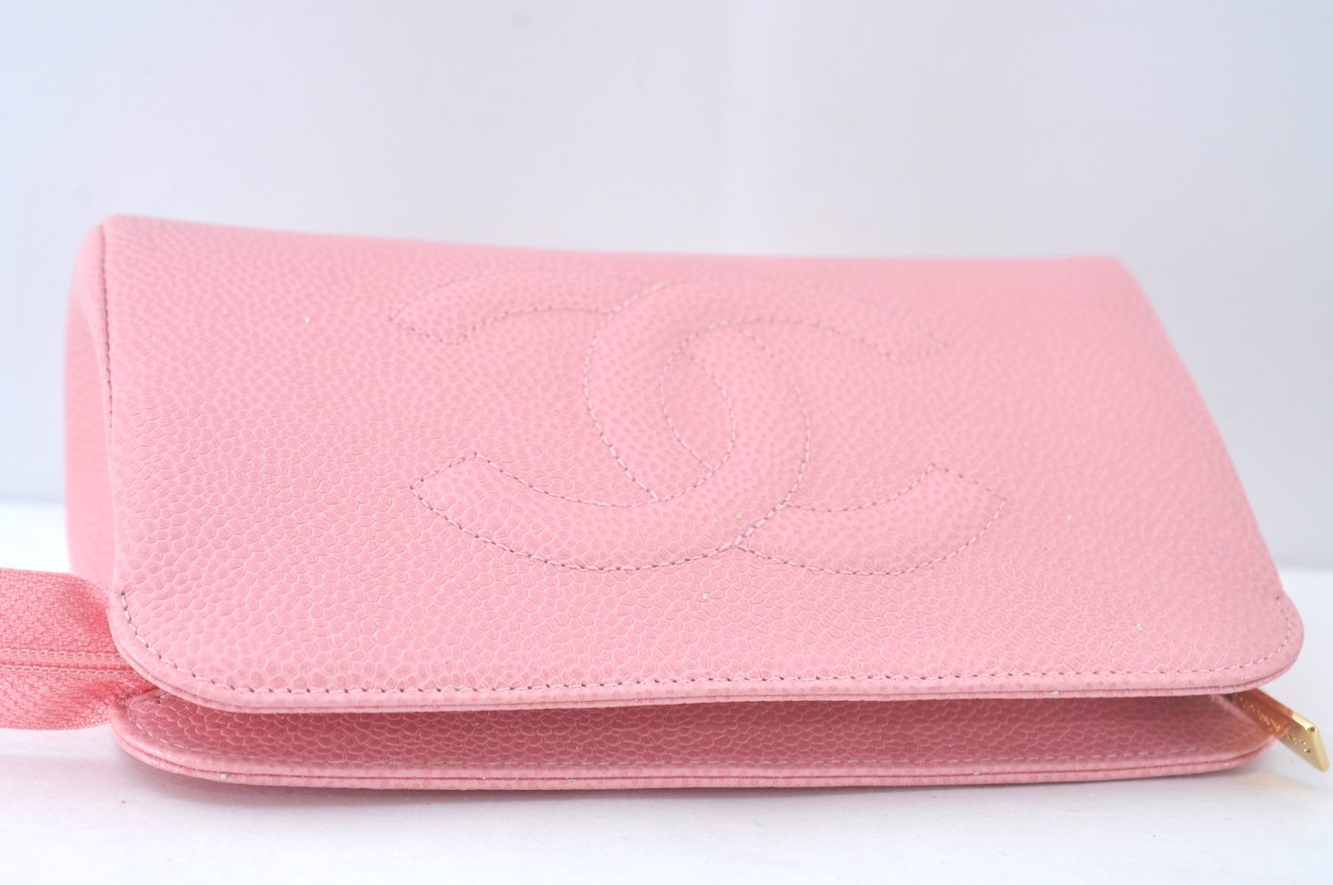 Authentic CHANEL Caviar Skin CC Logo Cosmetic Pouch Purse Pink Junk K9233