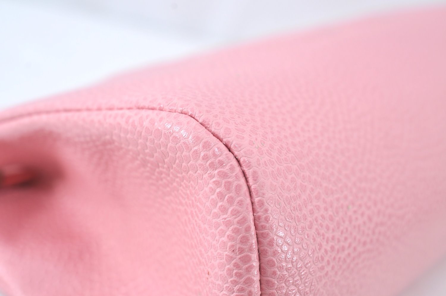 Authentic CHANEL Caviar Skin CC Logo Cosmetic Pouch Purse Pink Junk K9233