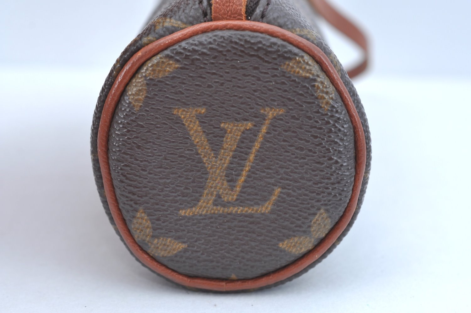 Authentic Louis Vuitton Monogram Papillon Pouch Old Model LV K9280