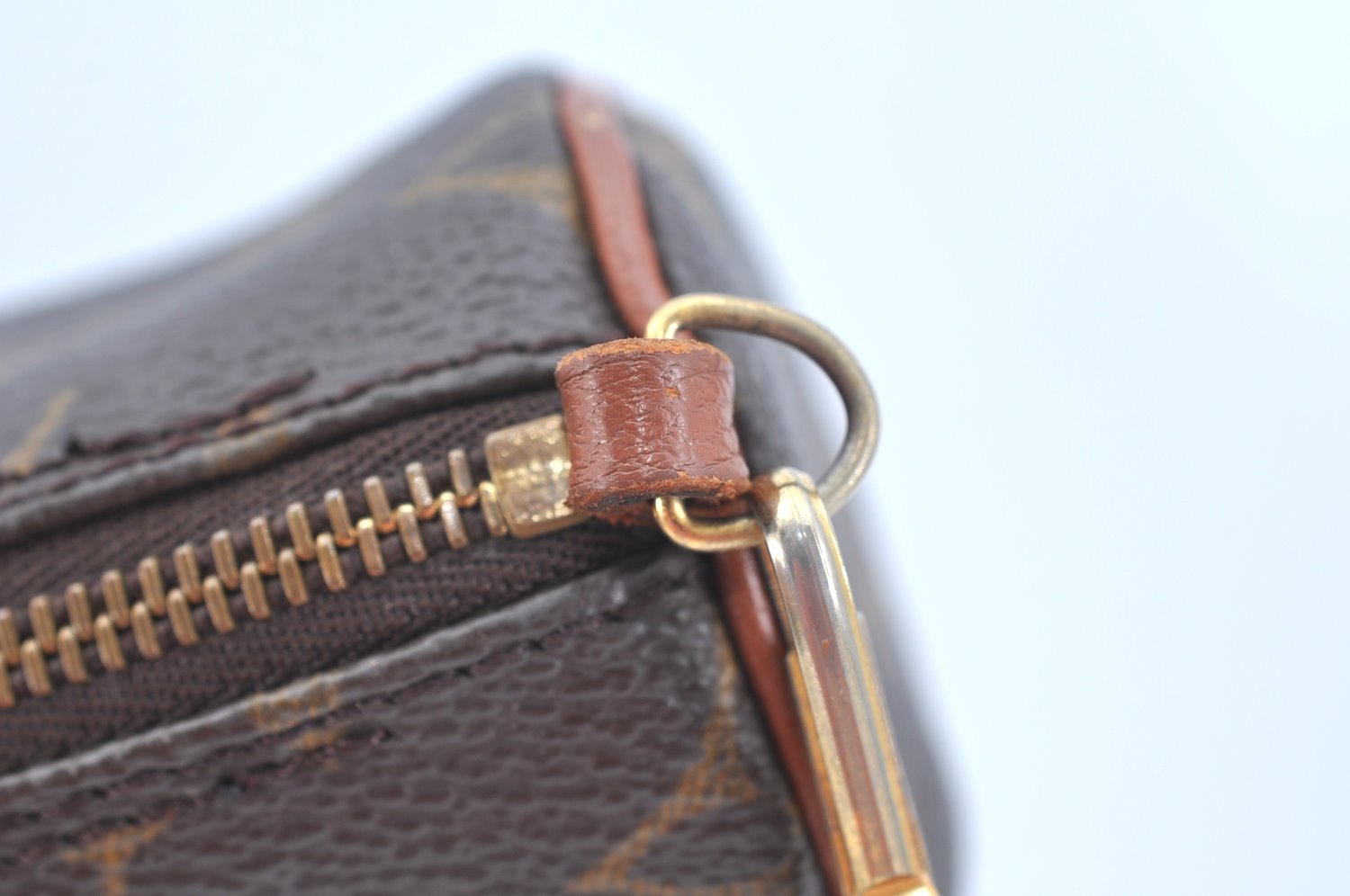 Authentic Louis Vuitton Monogram Papillon Pouch Old Model LV K9280