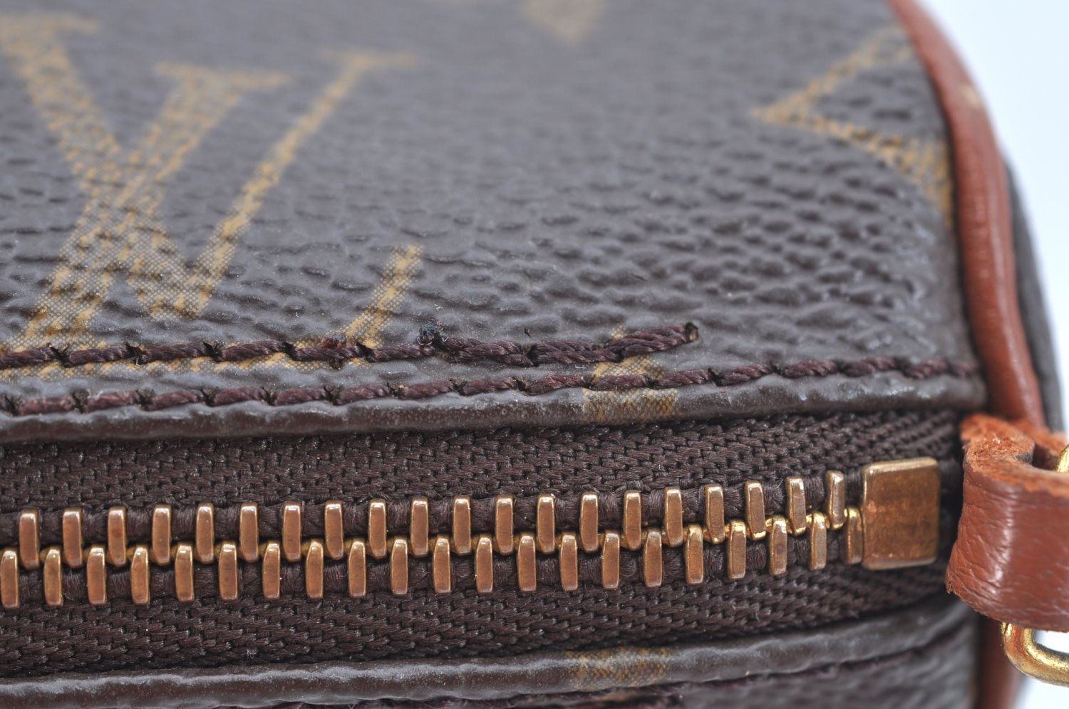 Authentic Louis Vuitton Monogram Papillon Pouch Old Model LV K9280