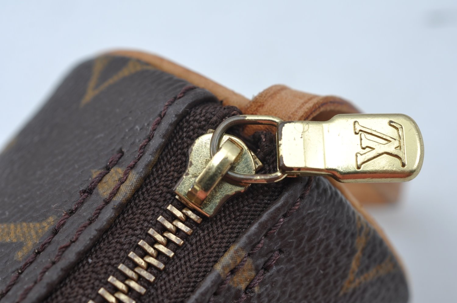 Authentic Louis Vuitton Monogram Papillon Pouch LV  K9281