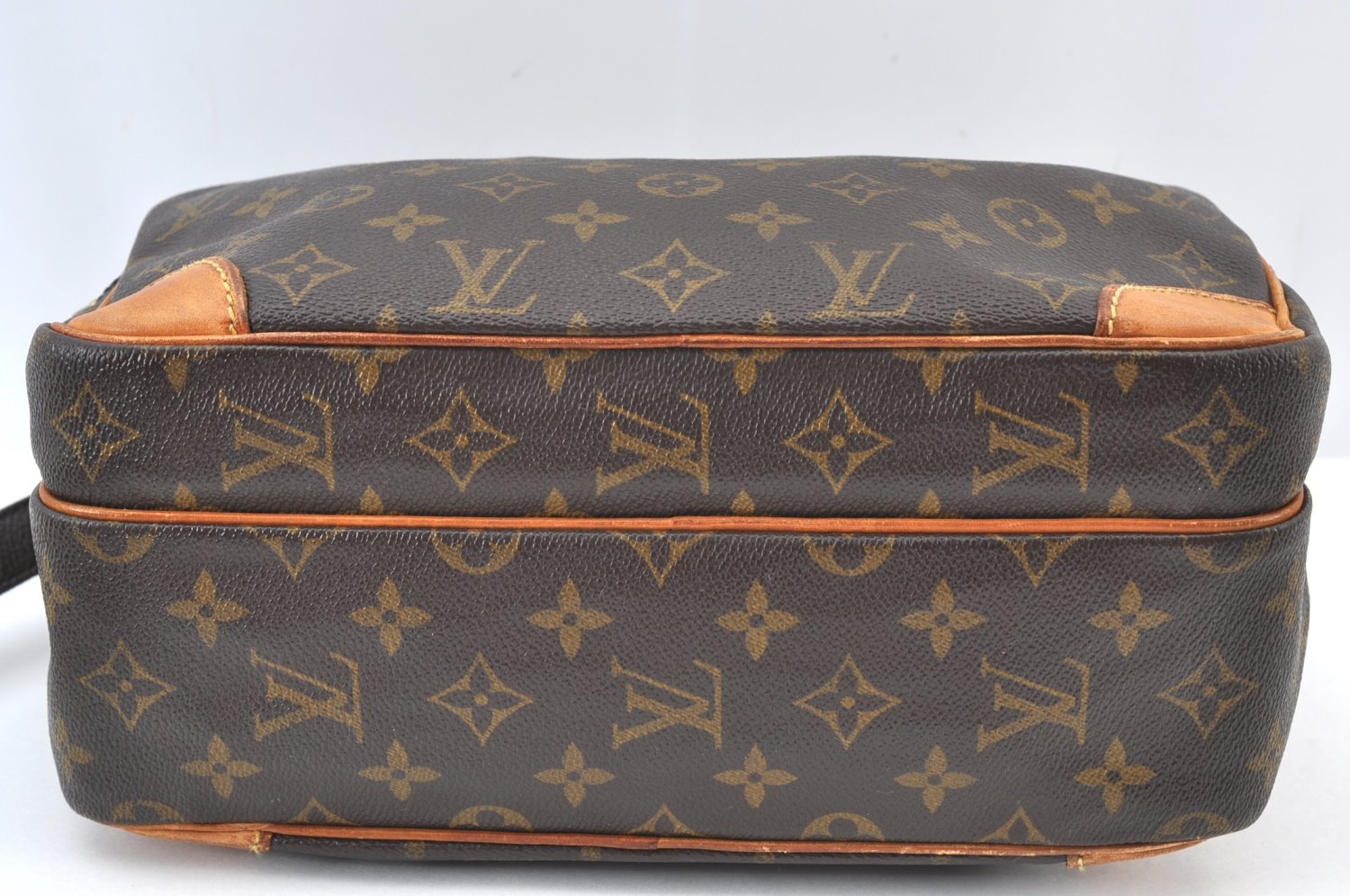 Authentic Louis Vuitton Monogram Nile Shoulder Cross Body Bag M45244 Junk K9306