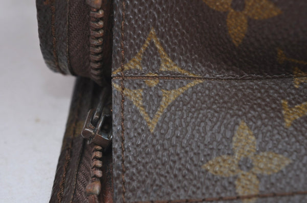 Auth Louis Vuitton Monogram Poche Toilette Cosmetics Pouch Old Model Junk K9320