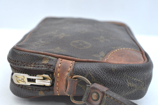 Auth Louis Vuitton Monogram Marly Dragonne PM Clutch Hand Bag Old Model LV K9334