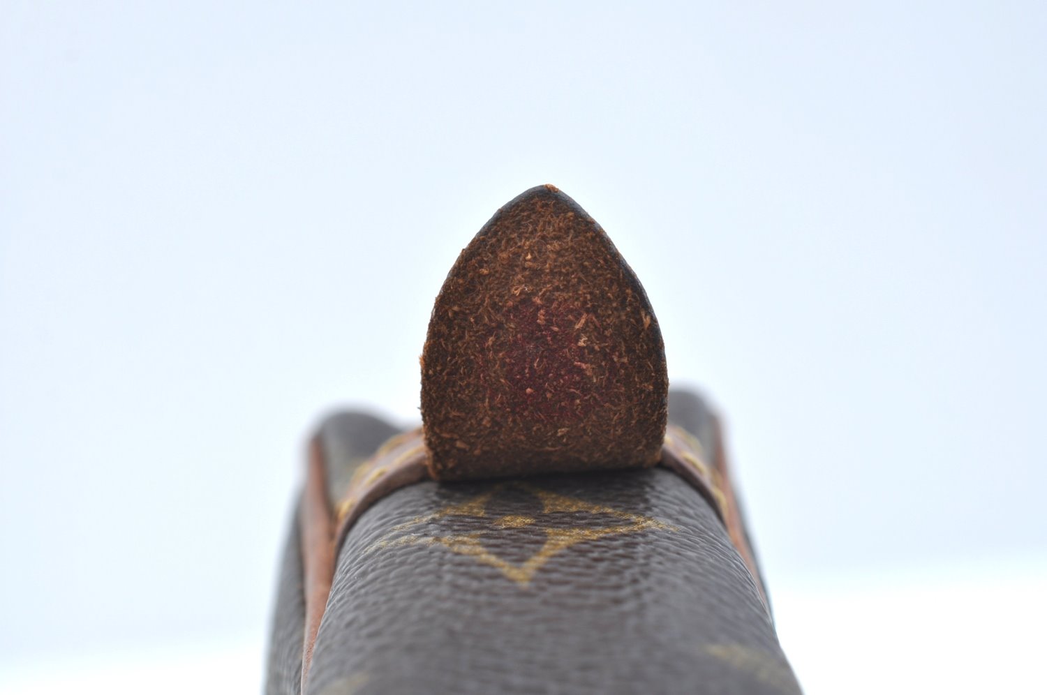 Auth Louis Vuitton Monogram Marly Dragonne PM Clutch Hand Bag Old Model LV K9334