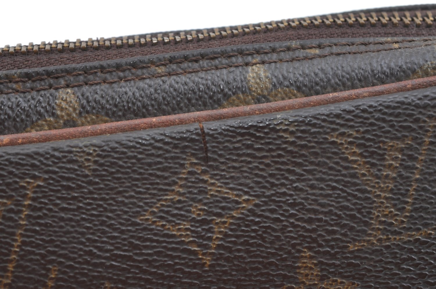 Auth Louis Vuitton Monogram Marly Dragonne PM Clutch Hand Bag Old Model LV K9334