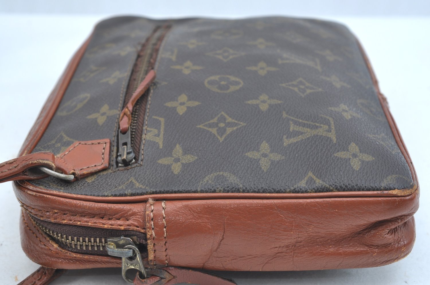 Auth Louis Vuitton Monogram Pochette Sport Clutch Hand Bag Old Model Junk K9344