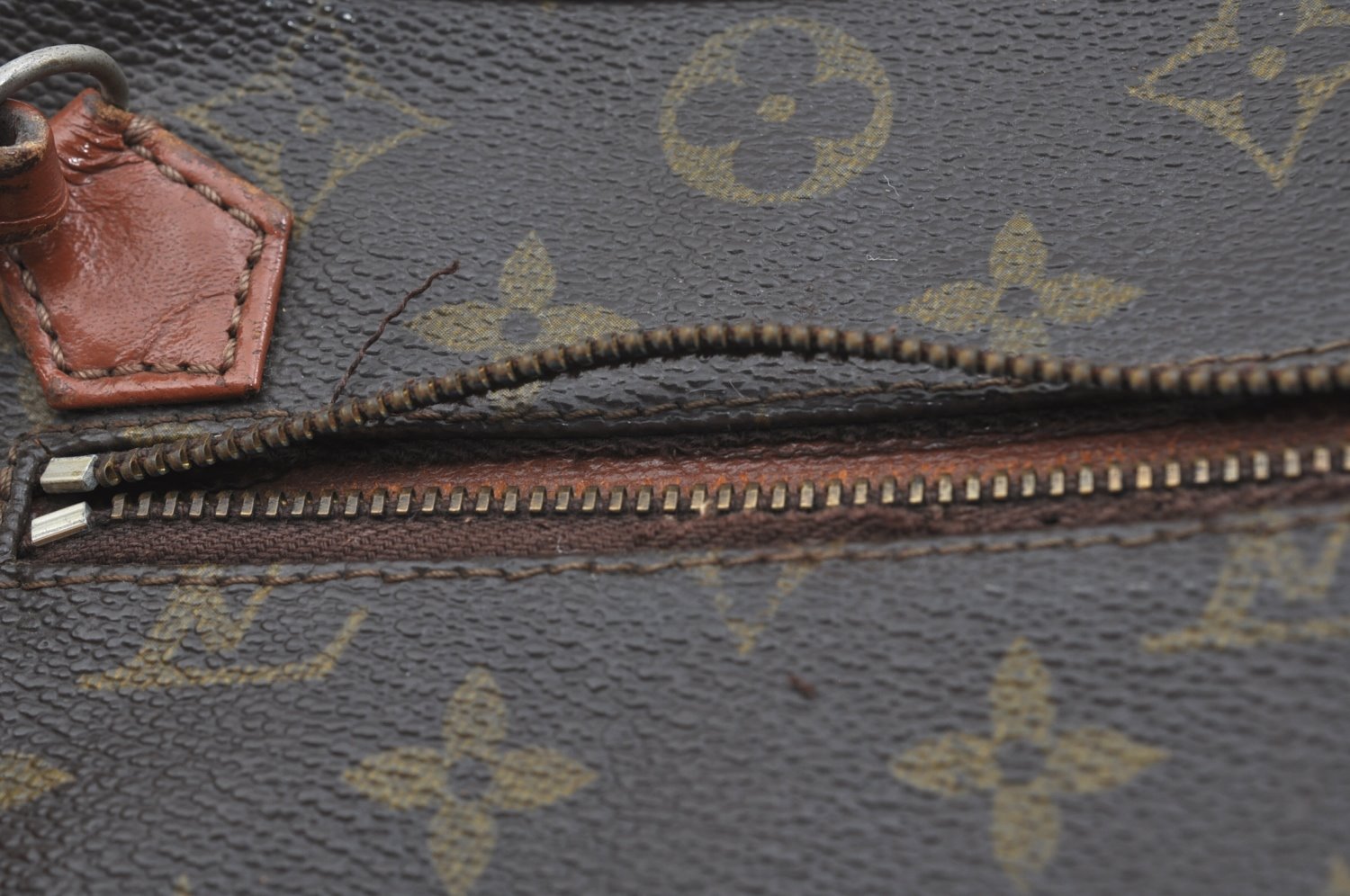 Auth Louis Vuitton Monogram Pochette Sport Clutch Hand Bag Old Model Junk K9344