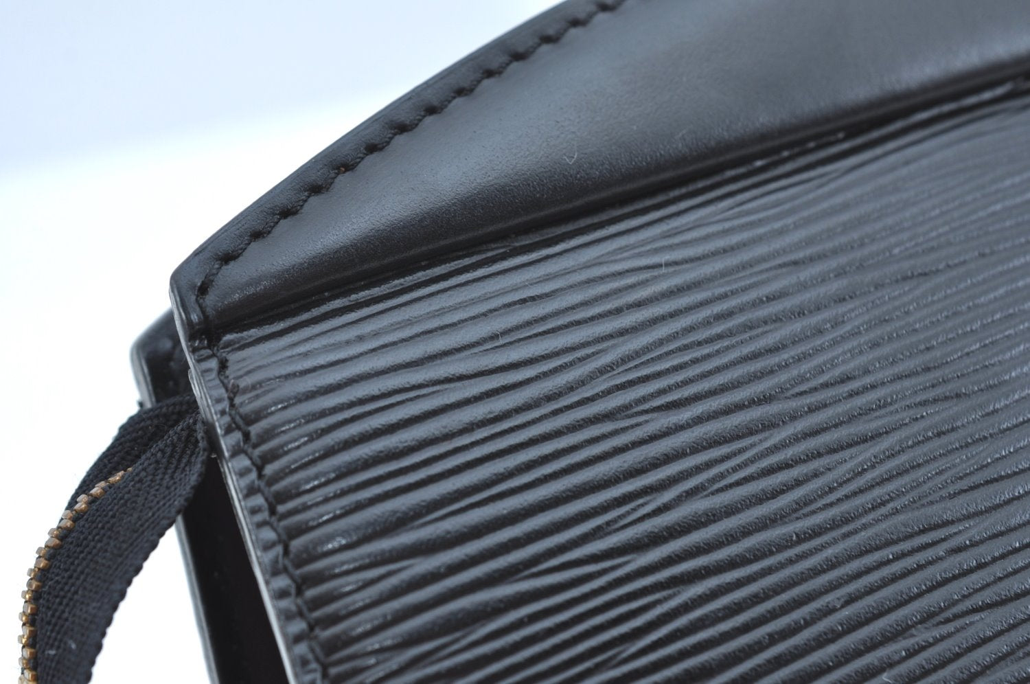 Authentic Louis Vuitton Epi Trousse Crete Clutch Bag Black LV K9350