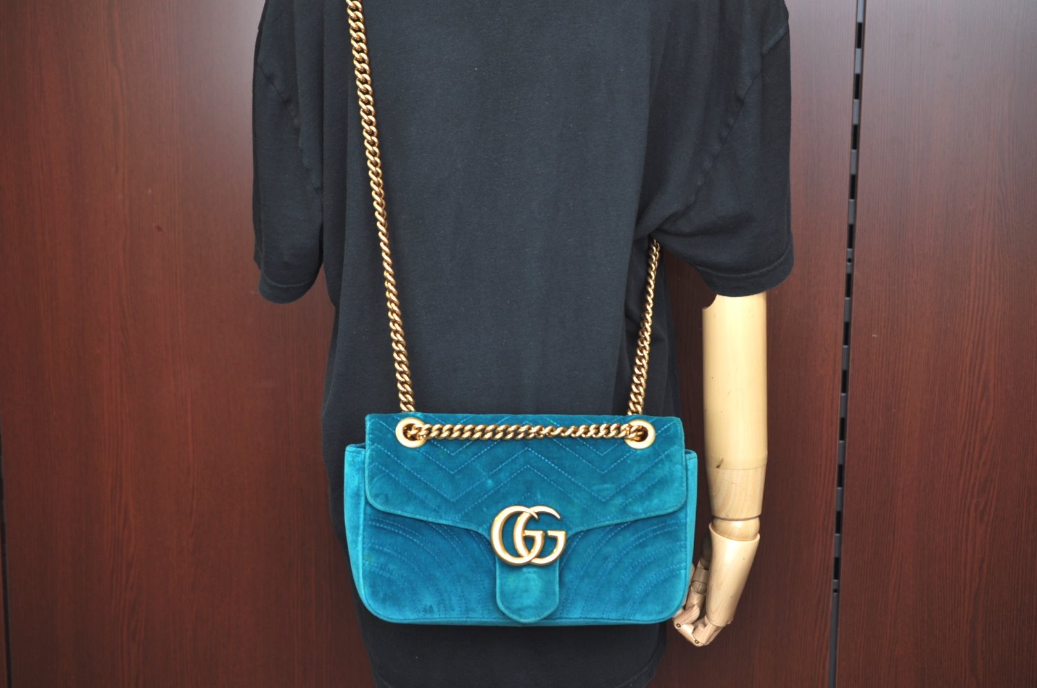Authentic GUCCI GG Marmont Chain Shoulder Cross Bag Velour 443497 Blue K9380