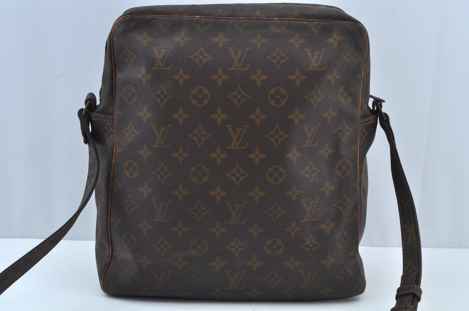 Authentic Louis Vuitton Monogram Marceau Shoulder Cross Body Bag Old Model K9382