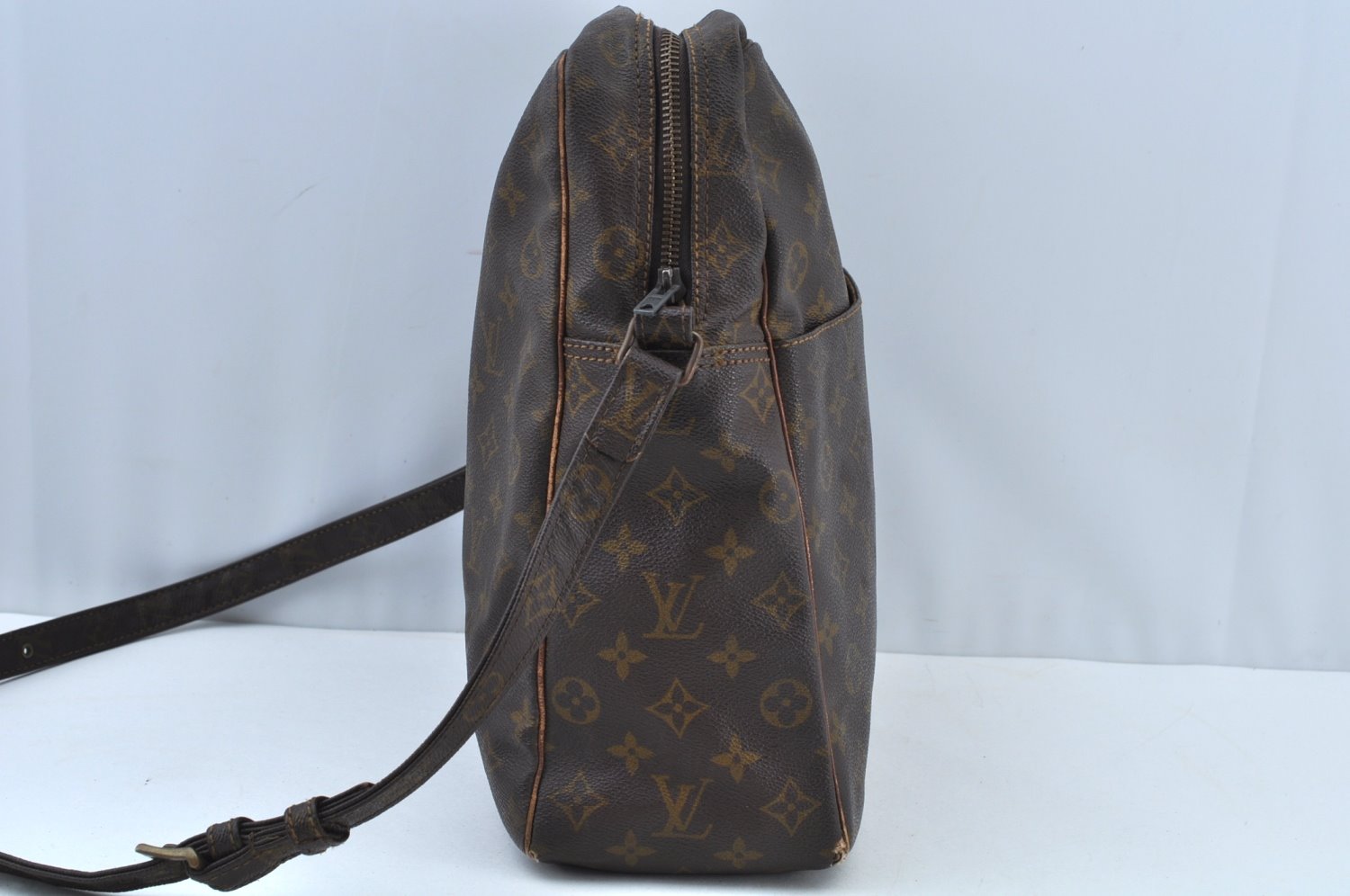 Authentic Louis Vuitton Monogram Marceau Shoulder Cross Body Bag Old Model K9382