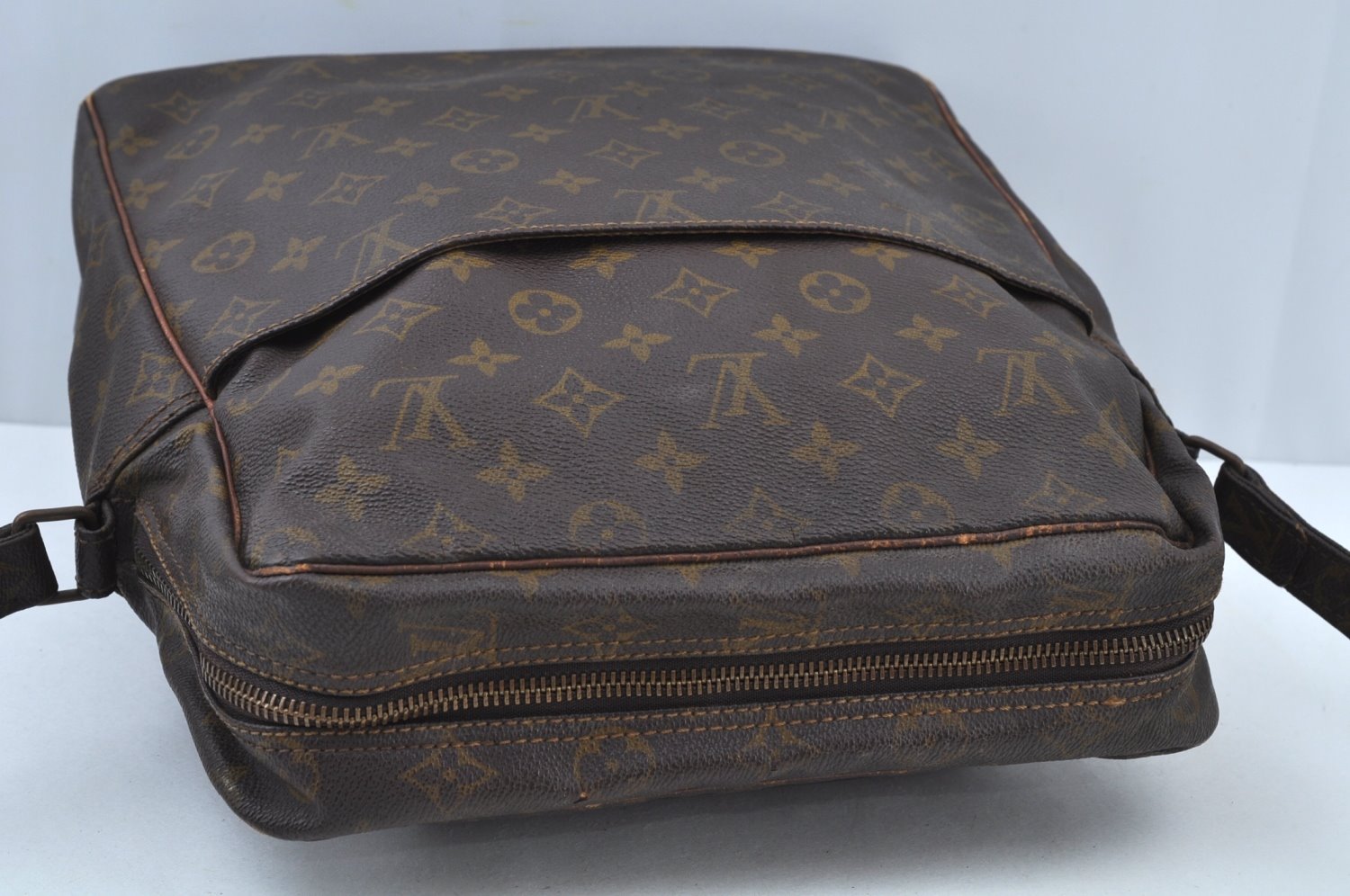 Authentic Louis Vuitton Monogram Marceau Shoulder Cross Body Bag Old Model K9382