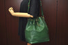 Authentic Louis Vuitton Epi Noe Shoulder Drawstring Bag Green M44004 LV K9438