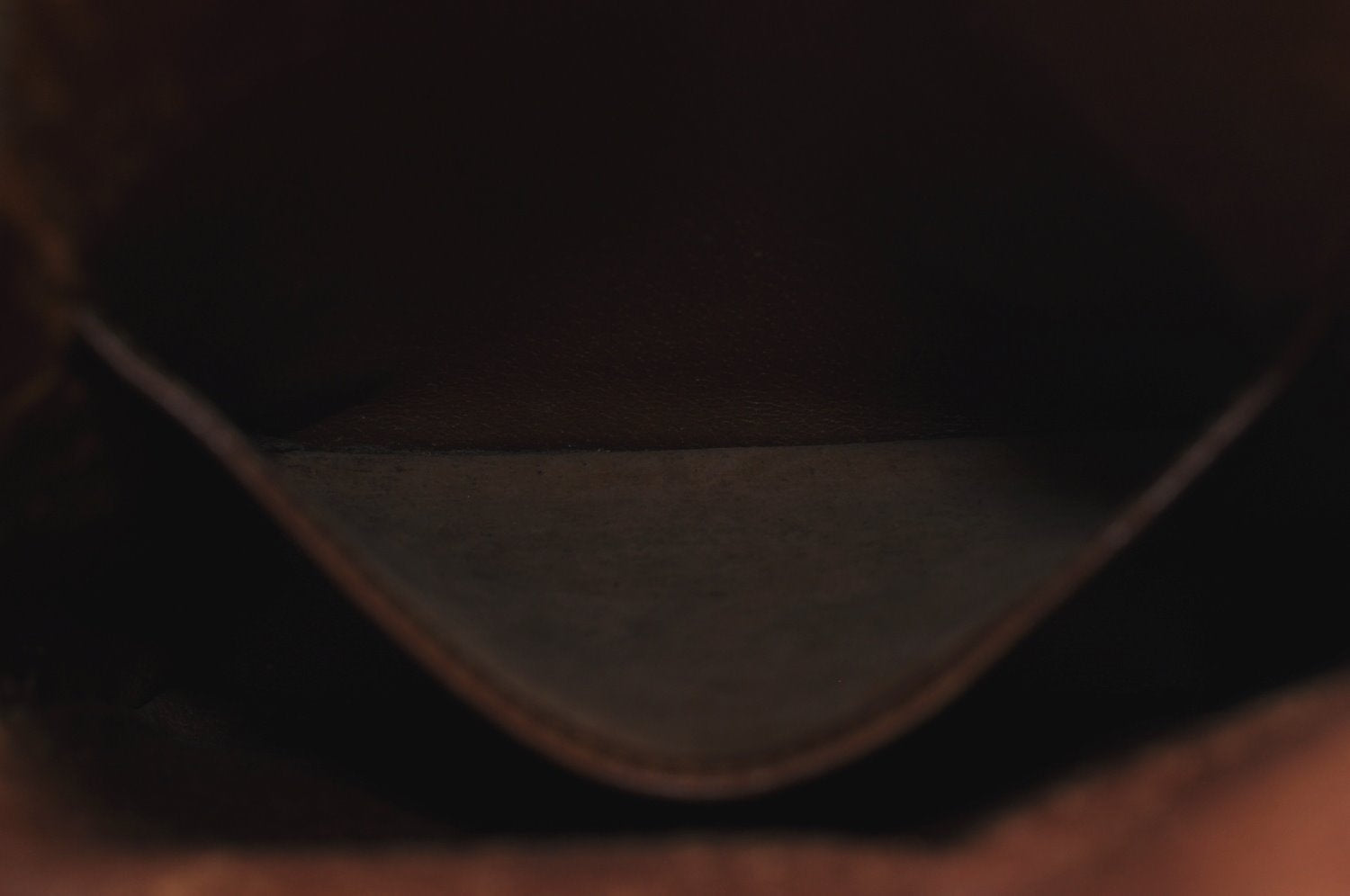 Authentic Louis Vuitton Monogram Amazone Shoulder Cross Body Bag Old Model K9446