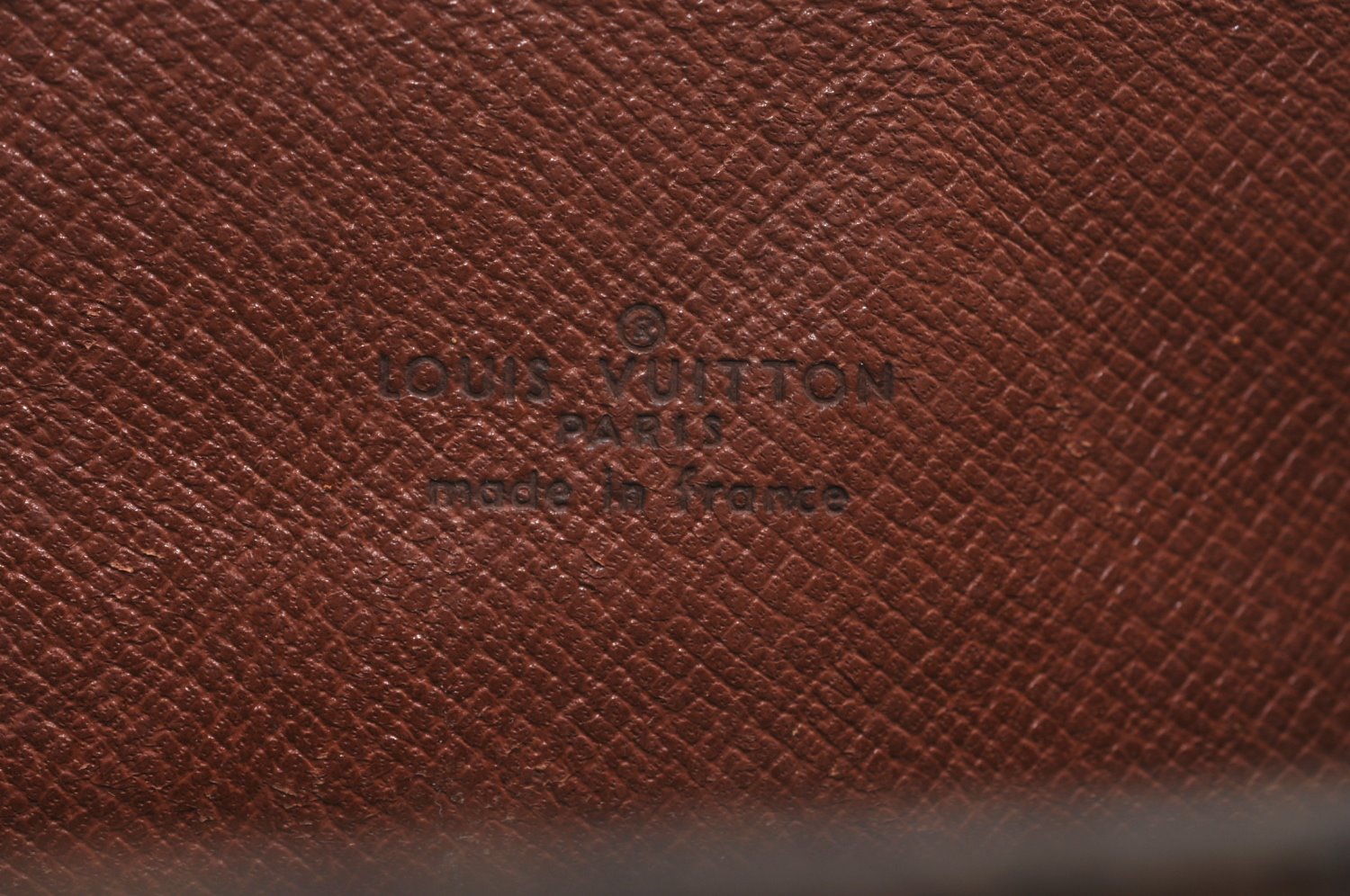 Authentic Louis Vuitton Monogram Saint Cloud MM M51243 Shoulder Cross Bag K9448