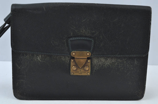 Authentic Louis Vuitton Taiga Pochette Kourad Clutch Bag Green M30194 LV K9459