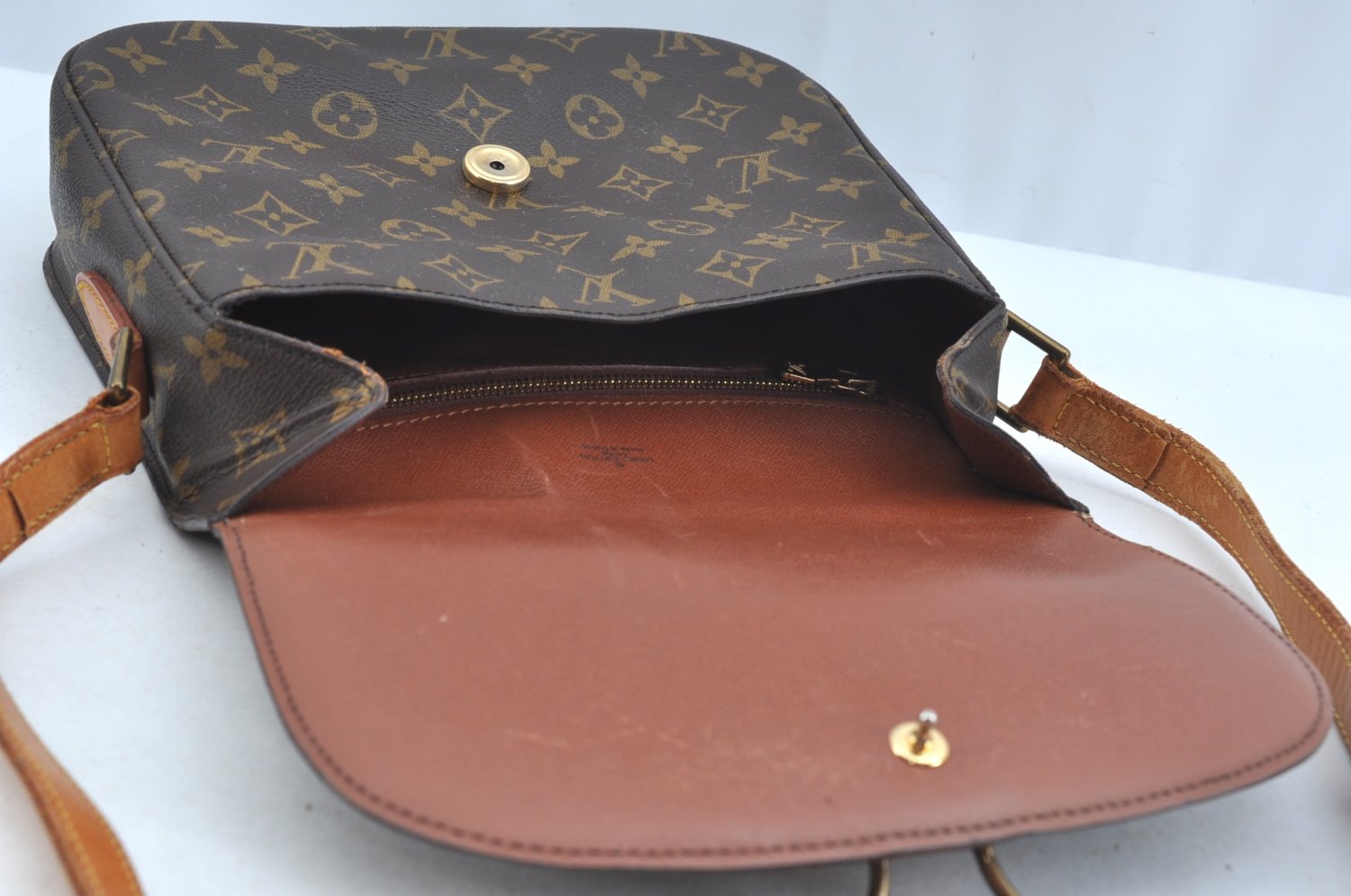 Authentic Louis Vuitton Monogram Saint Cloud GM M51242 Shoulder Cross Bag K9473