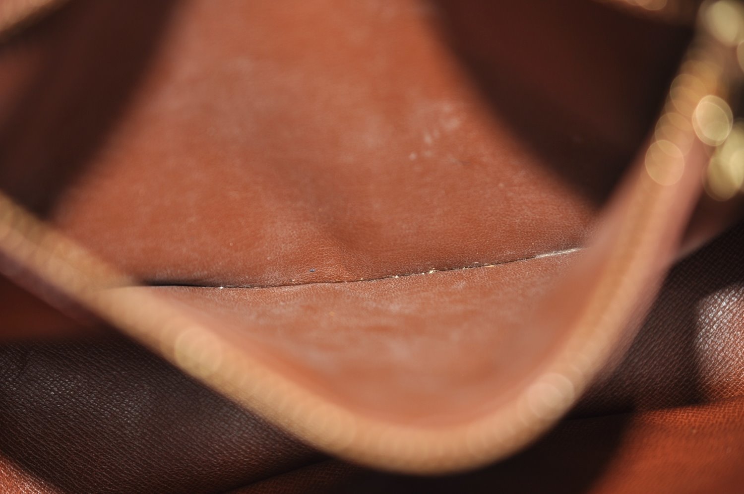 Authentic Louis Vuitton Monogram Saint Cloud GM M51242 Shoulder Cross Bag K9473