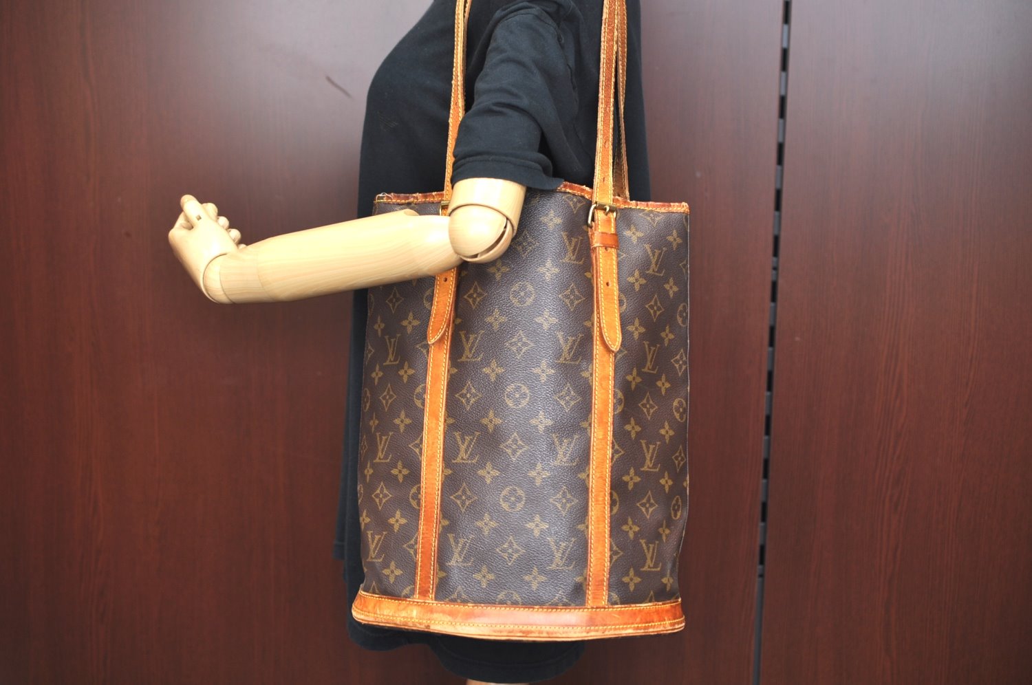 Authentic Louis Vuitton Monogram Bucket GM Shoulder Tote Bag M42236 Junk K9483