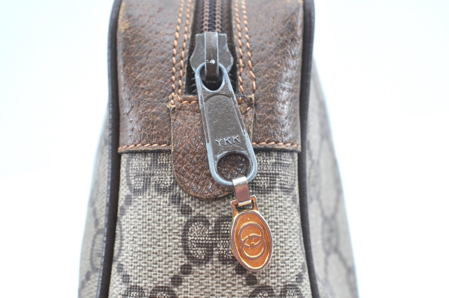 Authentic GUCCI Sherry Line Clutch Hand Bag Purse GG PVC Leather Brown K9487
