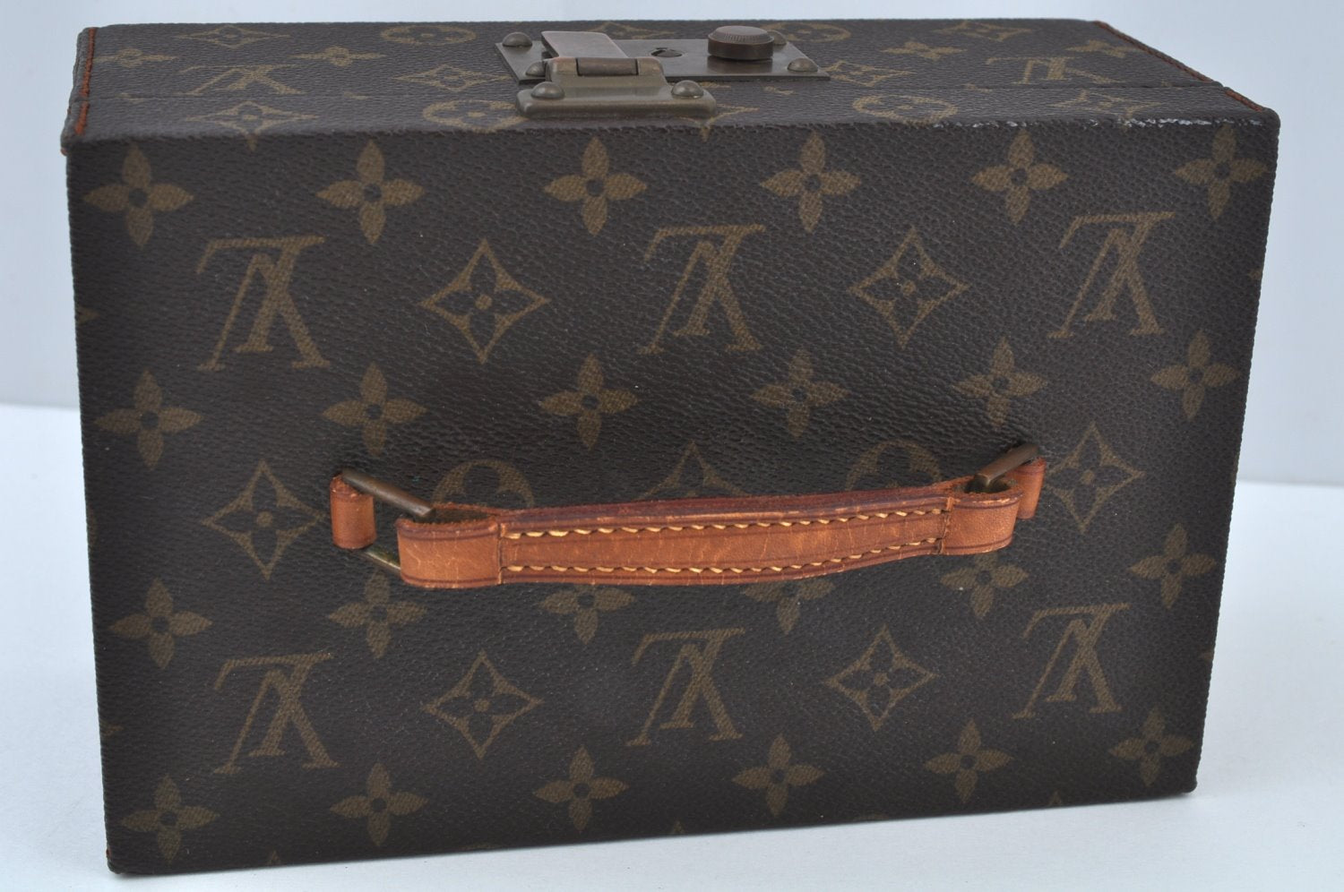 Authentic Louis Vuitton Monogram Boite A Tout Jewelry Case M47236 LV K9488