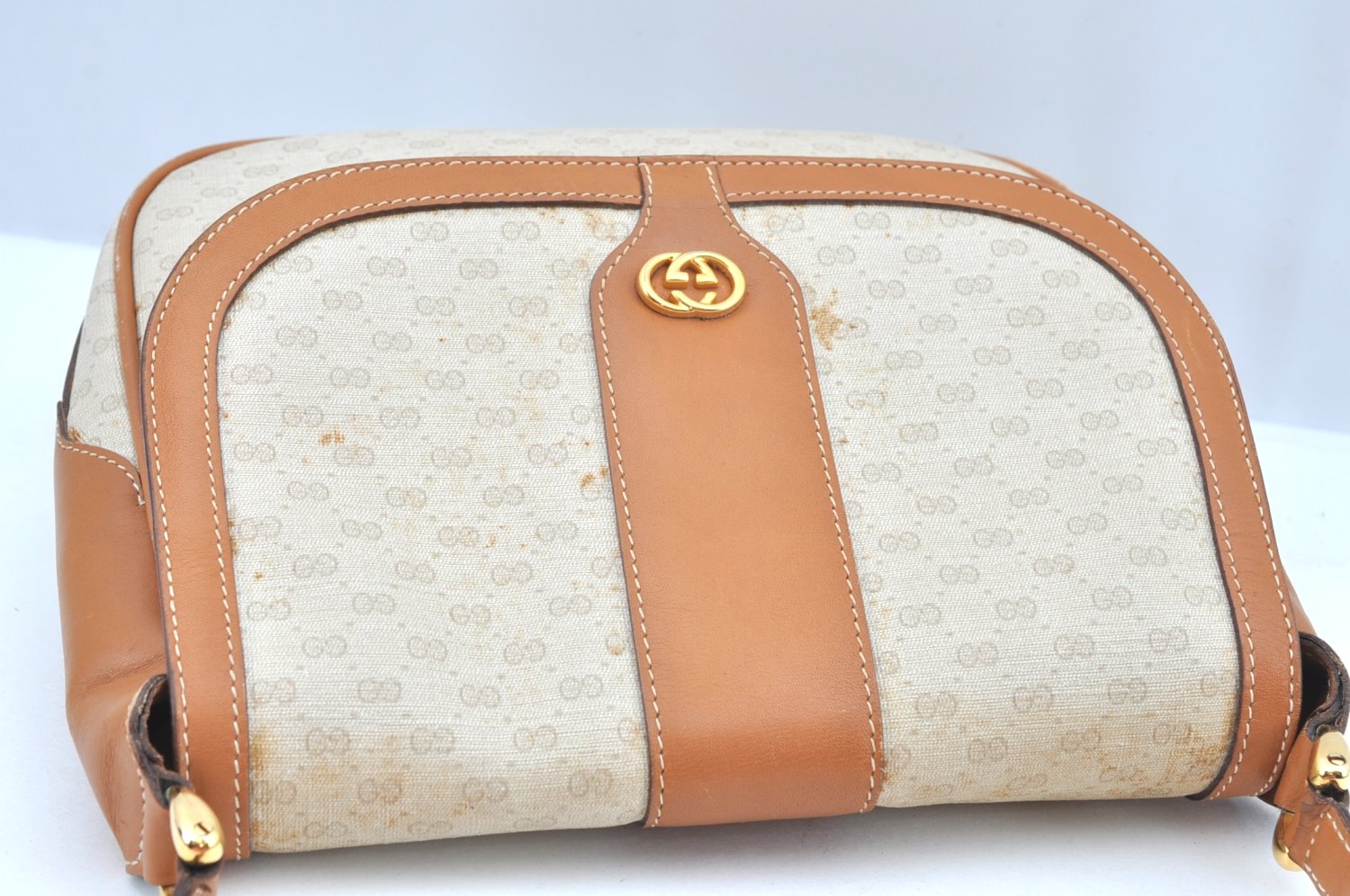 Authentic GUCCI Micro GG PVC Leather Shoulder Cross Body Bag White K9493