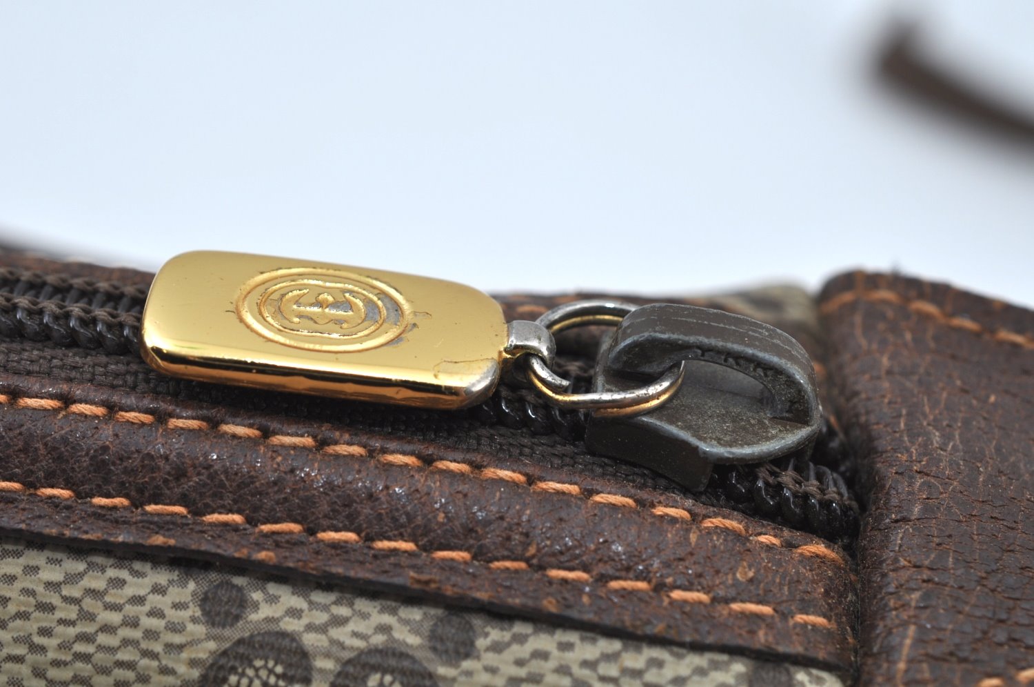 Authentic GUCCI Web Sherry Line Shoulder Cross Bag GG PVC Leather Brown K9500