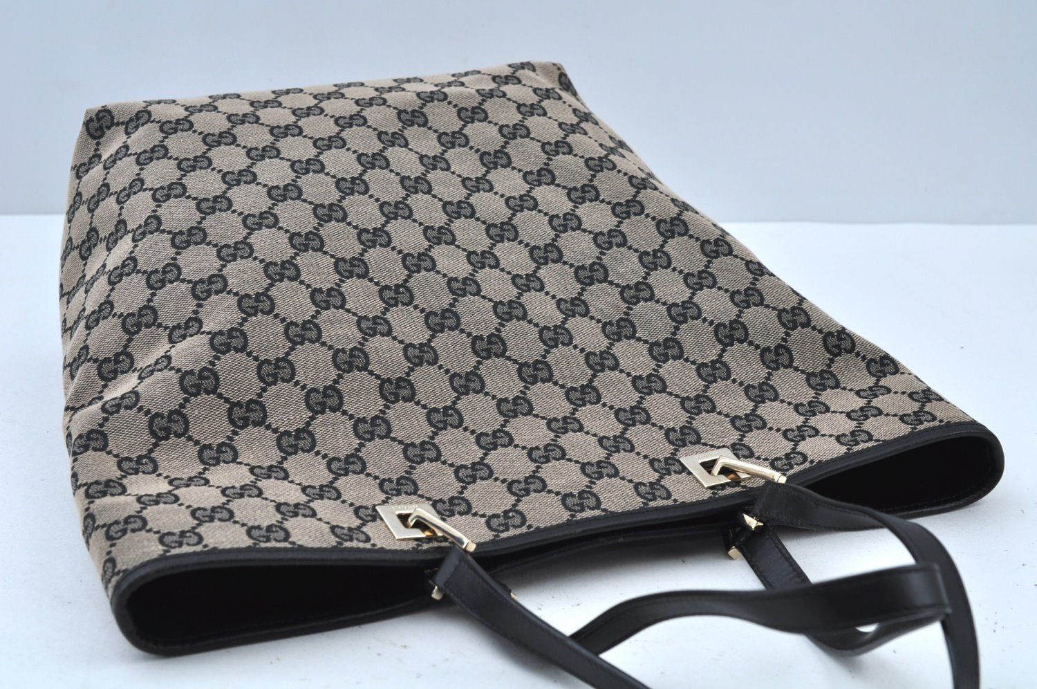 Authentic GUCCI Vintage Shoulder Tote Bag GG Canvas Leather Black K9514