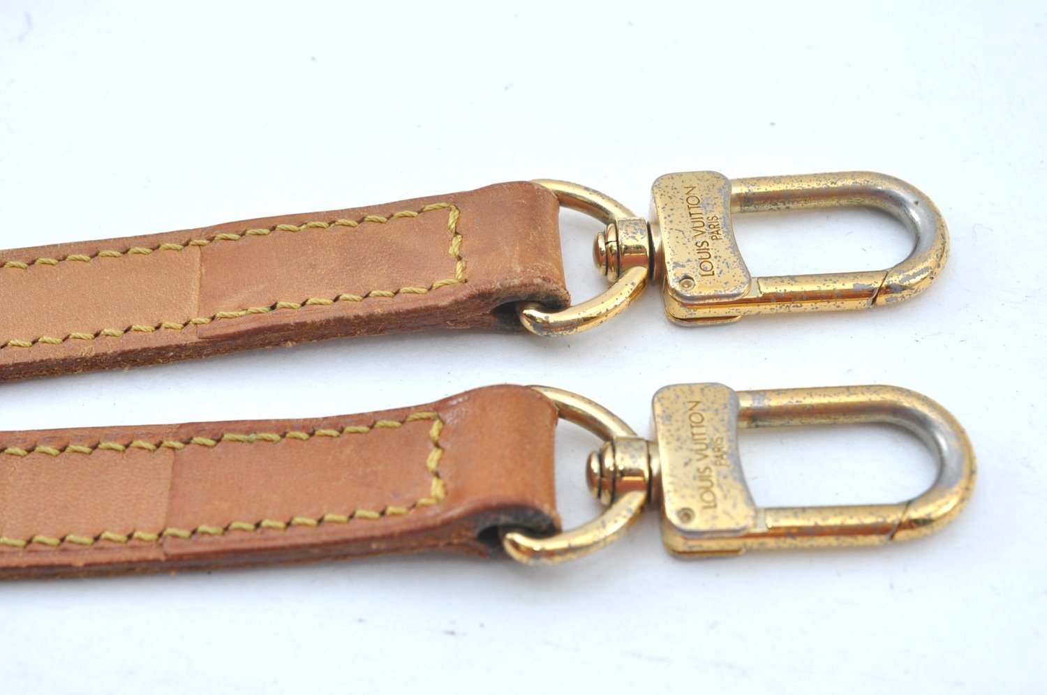 Authentic Louis Vuitton Leather Shoulder Strap Beige 47.6-54.7