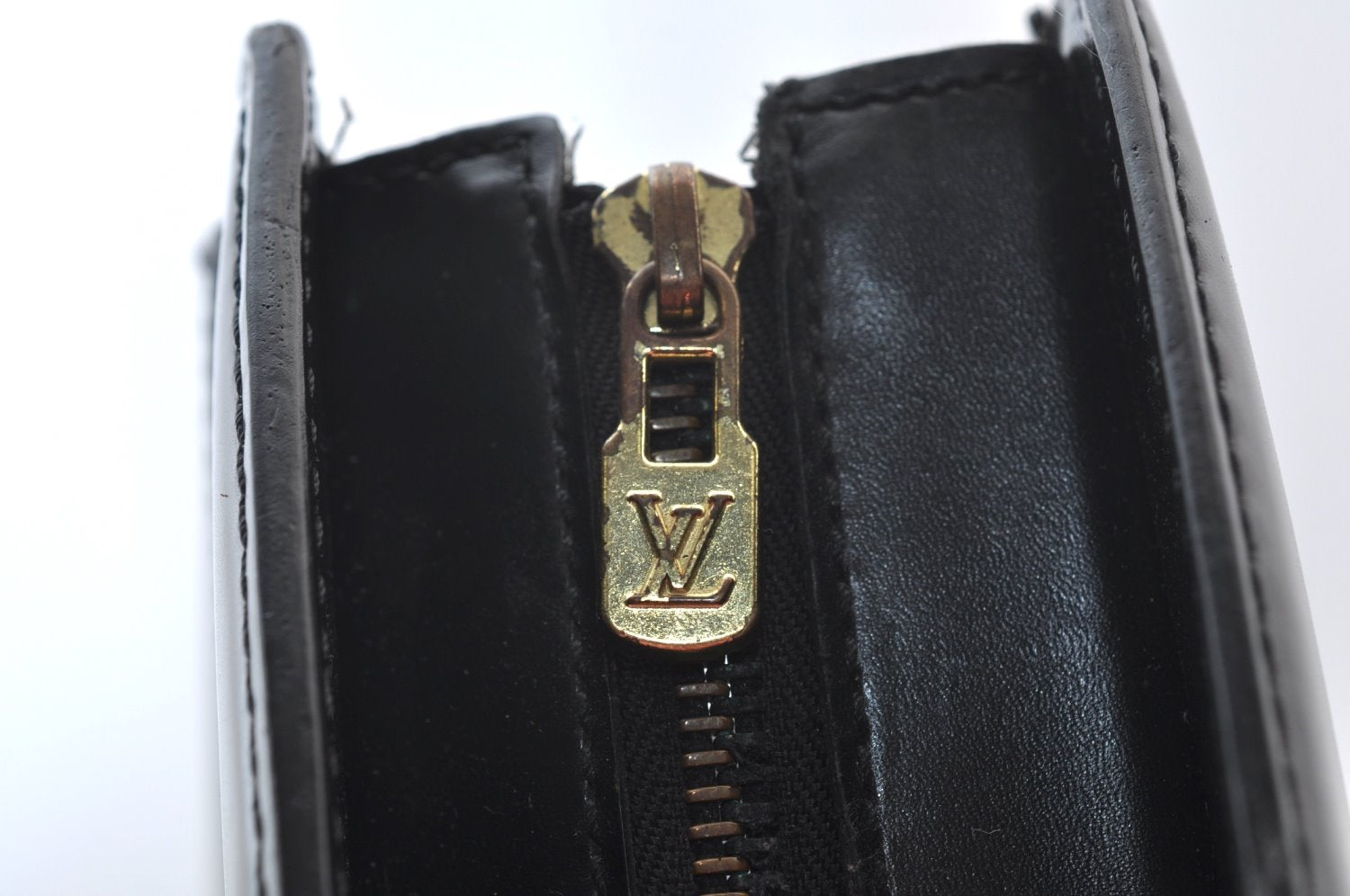 Authentic Louis Vuitton Epi Riviera Hand Bag Black M48182 LV K9528