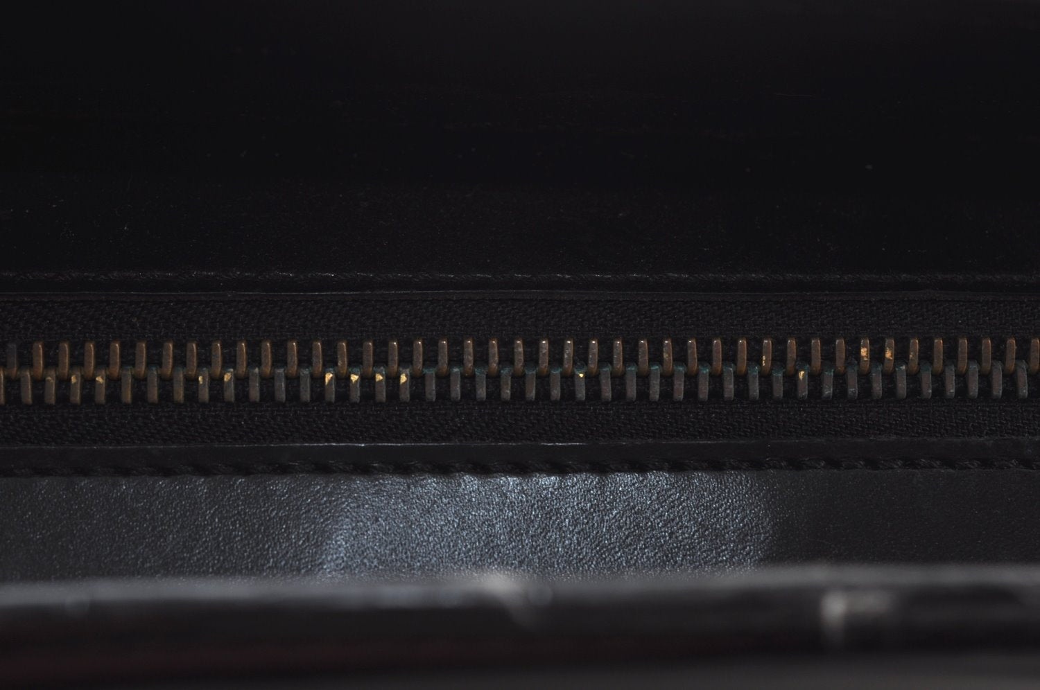 Authentic Louis Vuitton Epi Riviera Hand Bag Black M48182 LV K9528