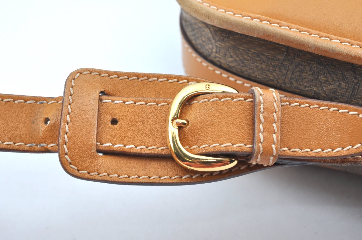 Authentic GUCCI Shoulder Cross Body Bag GG Canvas Leather Brown K9529