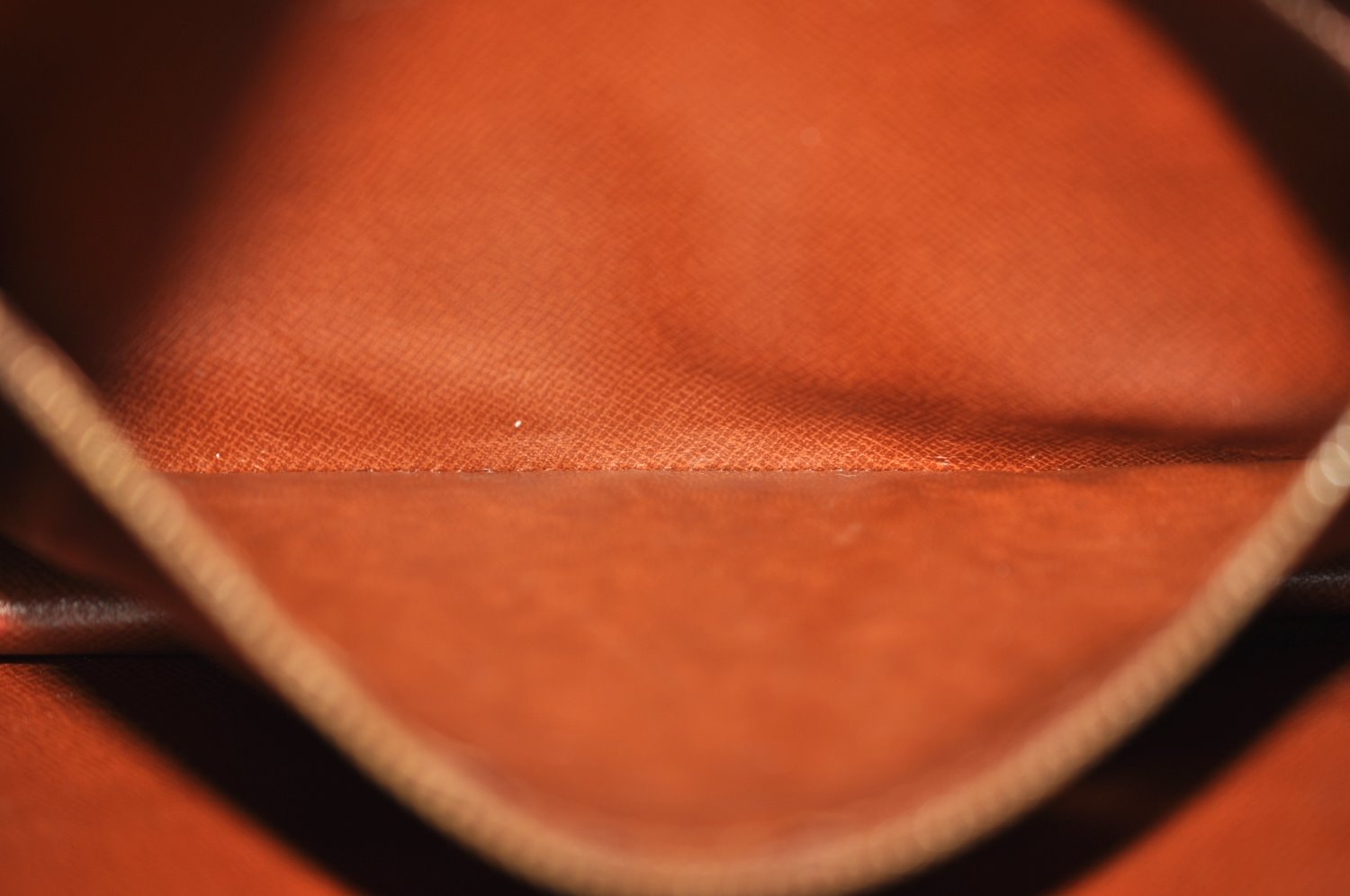 Authentic Louis Vuitton Epi Montaigne 23 Clutch Hand Bag Brown M52663 LV K9531