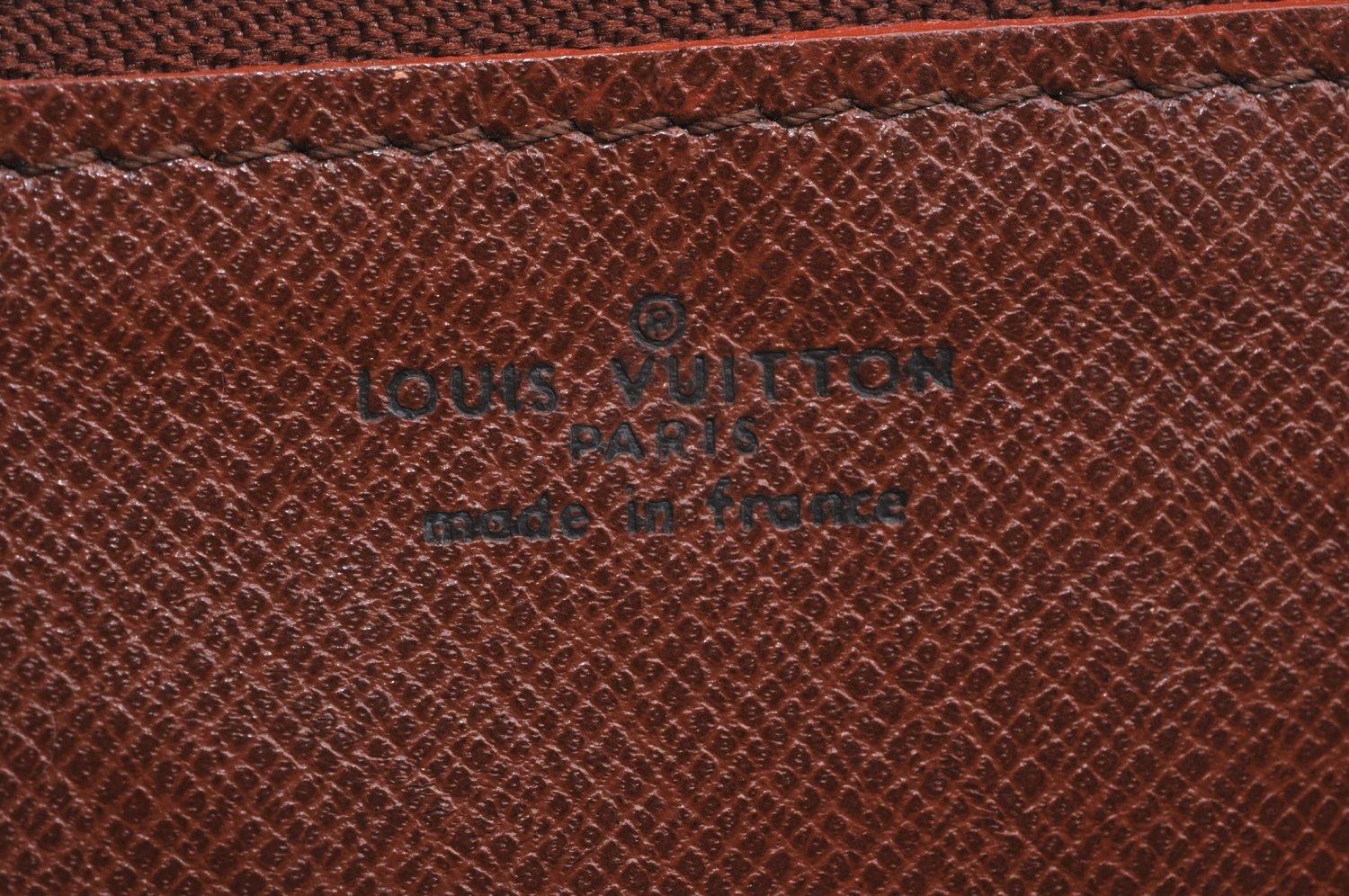 Authentic Louis Vuitton Epi Montaigne 23 Clutch Hand Bag Brown M52663 LV K9531