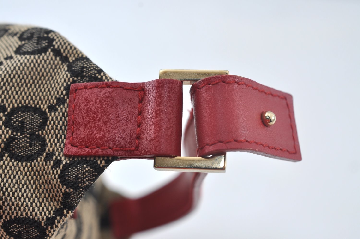 Authentic GUCCI Hand Pouch Purse GG Canvas Leather Black Red Junk K9546