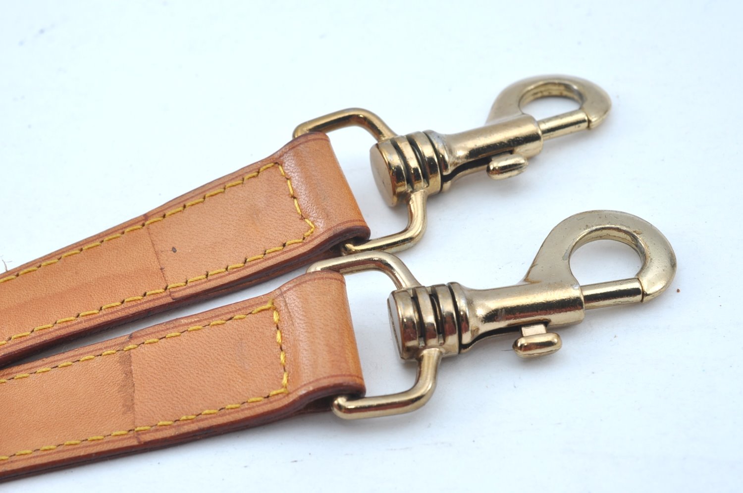 Authentic Louis Vuitton Leather Shoulder Strap Beige 39.8-44.1