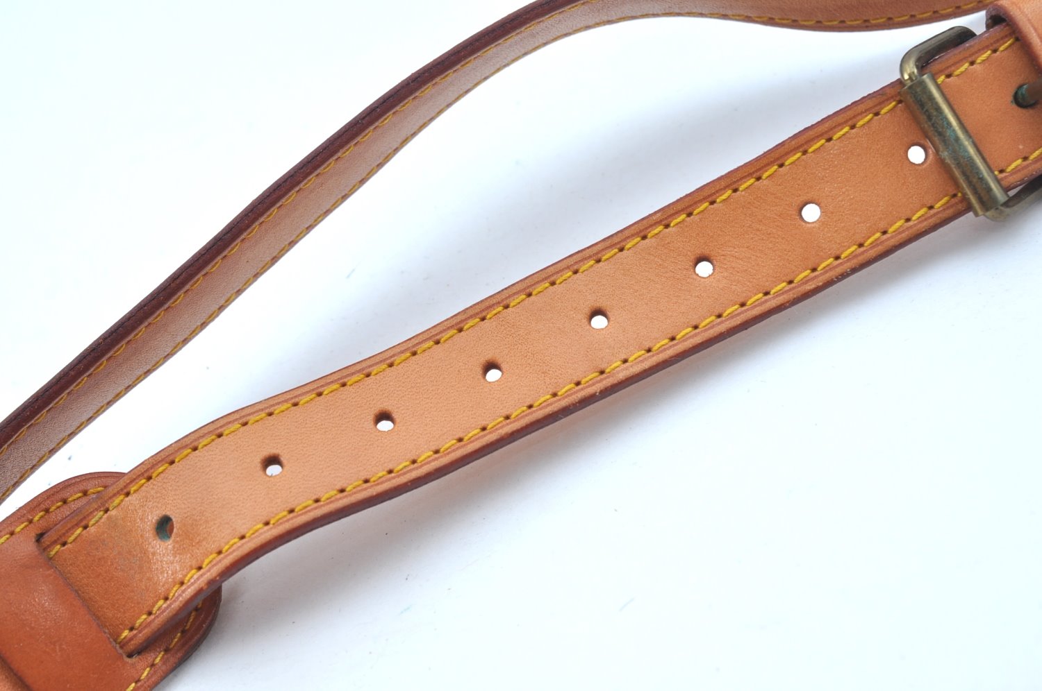 Authentic Louis Vuitton Leather Shoulder Strap Beige 39.8-44.1