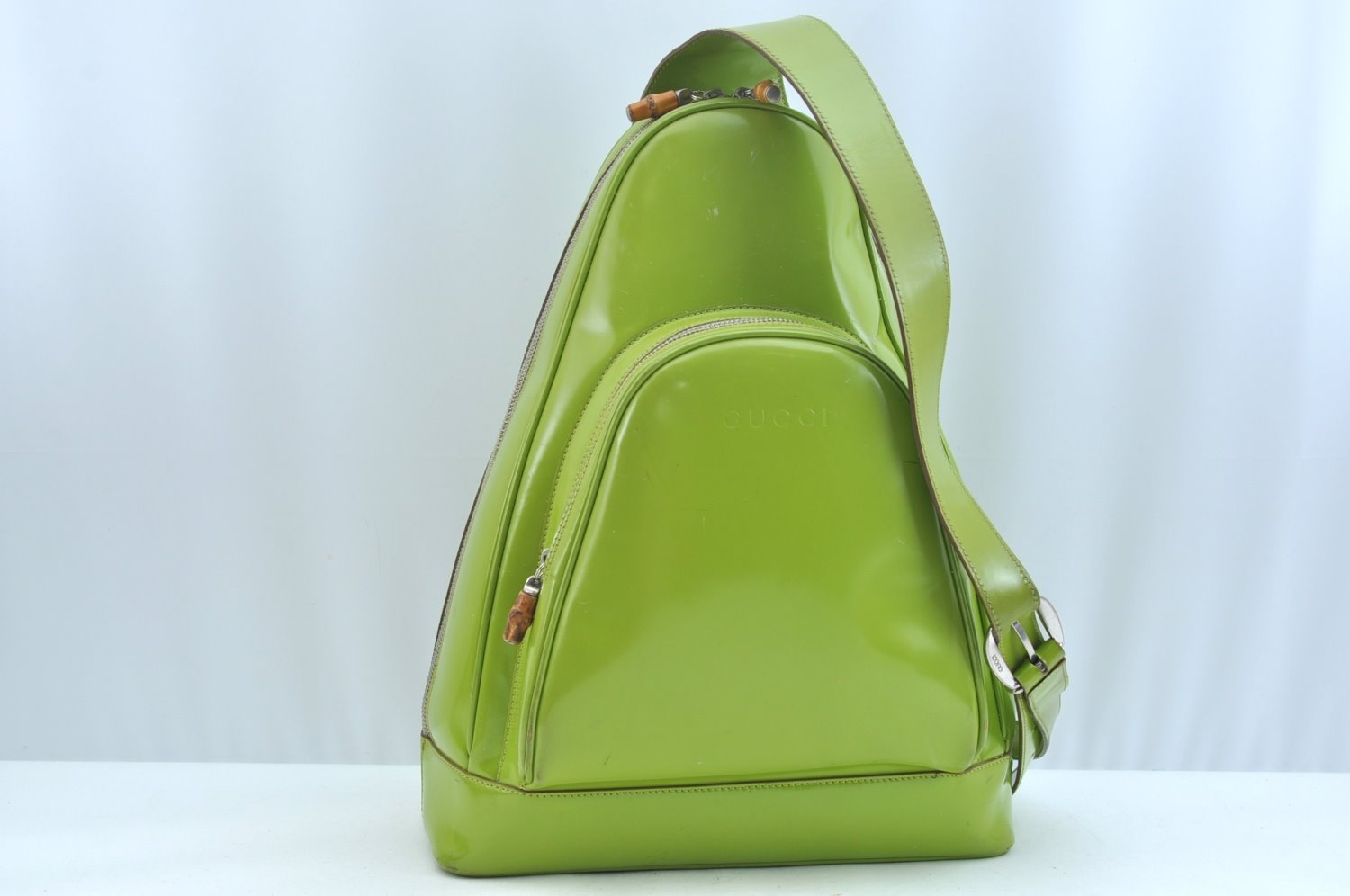 Authentic GUCCI Bamboo ShoulderBag Enamel Green Junk K9566