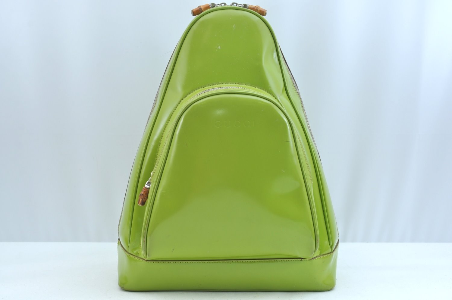 Authentic GUCCI Bamboo ShoulderBag Enamel Green Junk K9566