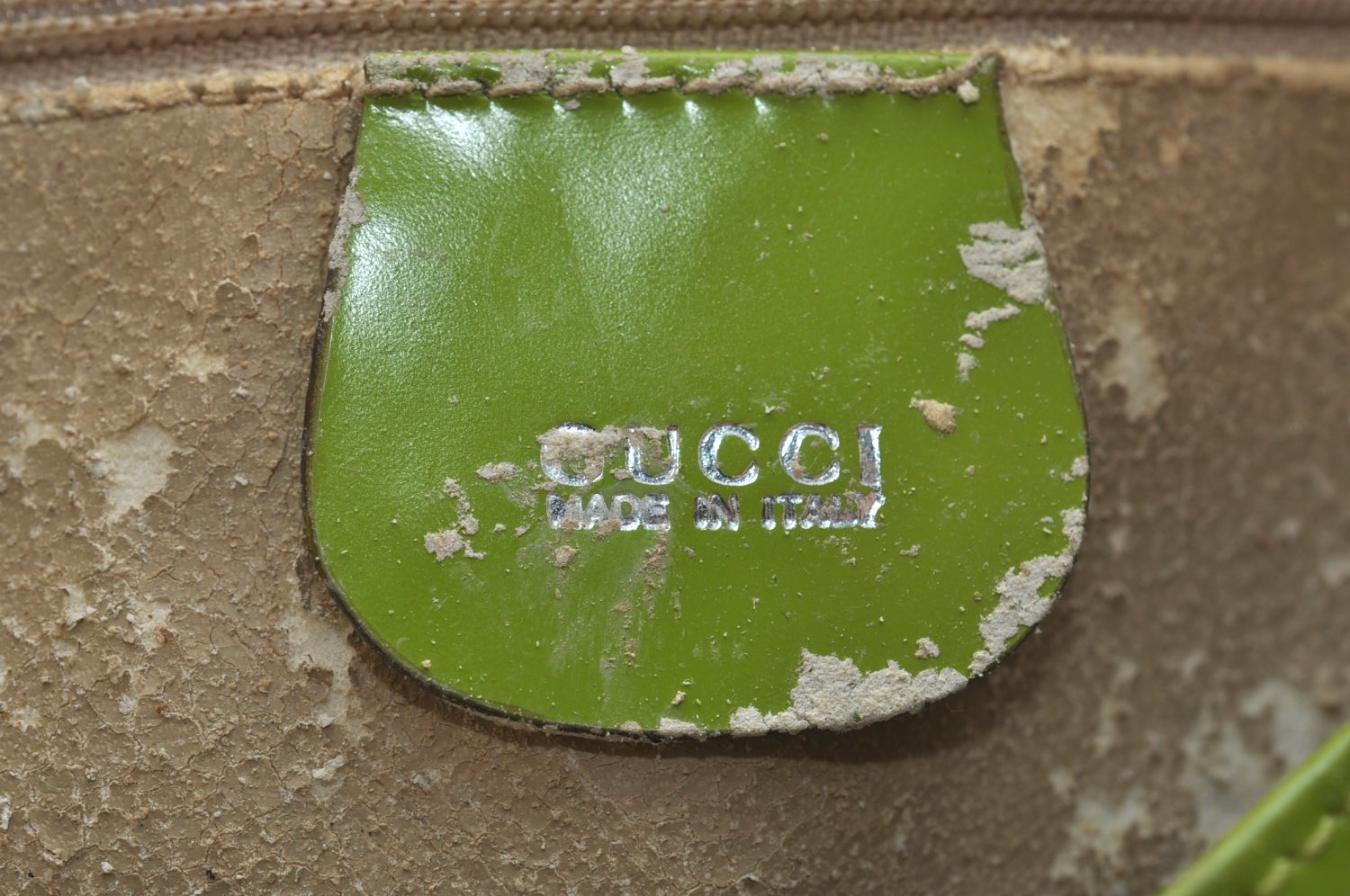 Authentic GUCCI Bamboo ShoulderBag Enamel Green Junk K9566