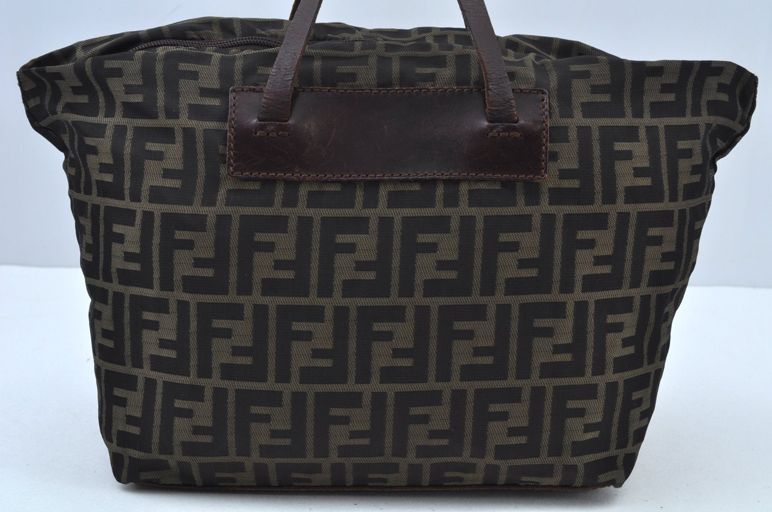 Authentic FENDI Zucca Hand Bag Nylon Leather Brown K9568