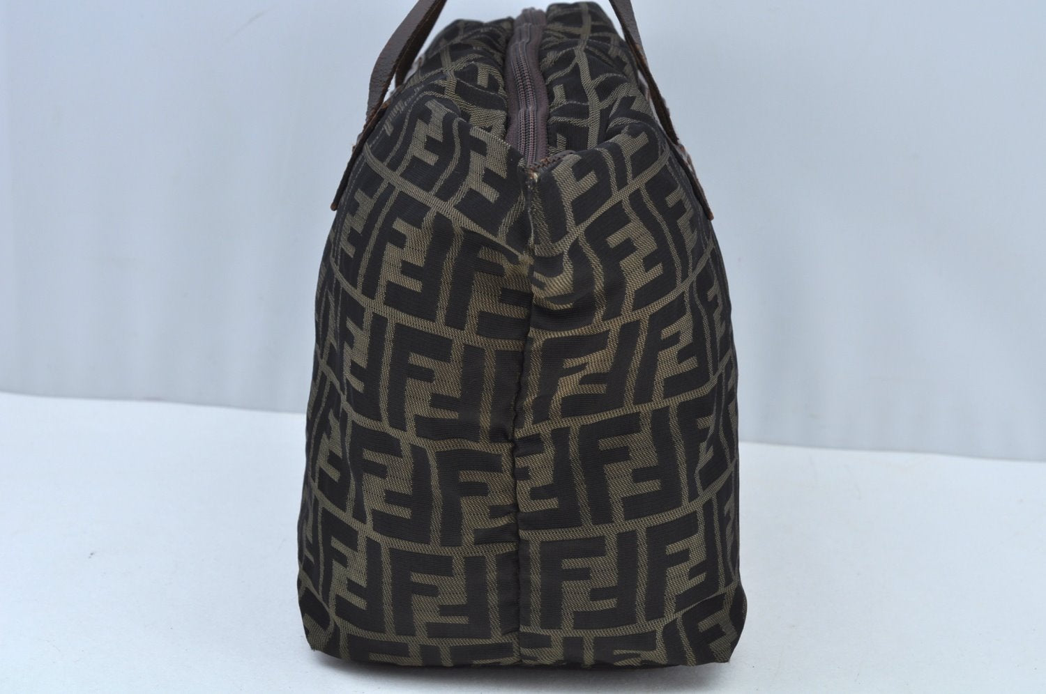 Authentic FENDI Zucca Hand Bag Nylon Leather Brown K9568