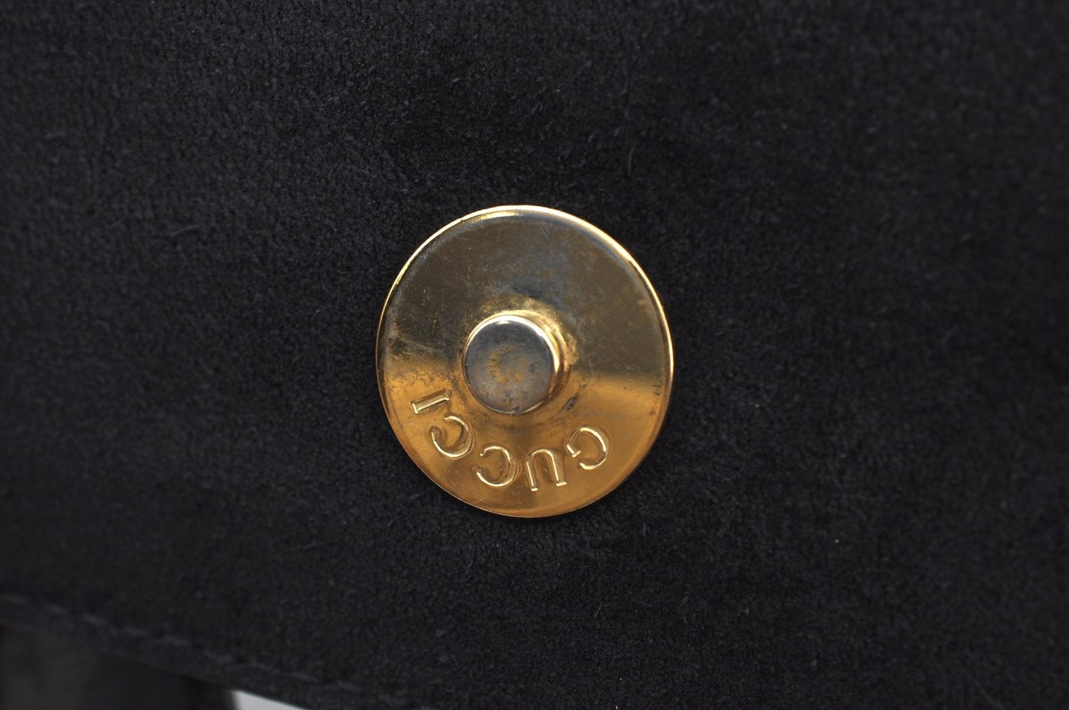 Authentic GUCCI Vintage ShoulderBag Leather Black Junk K9569